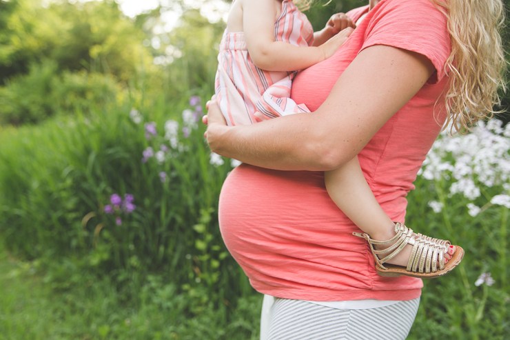 milwaukee maternity photographer